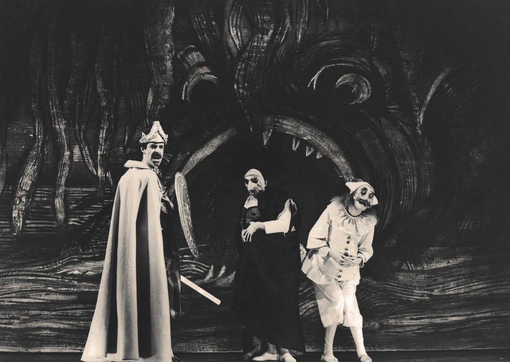 Fondo Luzzati scenografia di Emanuele Luzzati per La donna serpente del 1979 tra gli interpreti Massimo Lopez