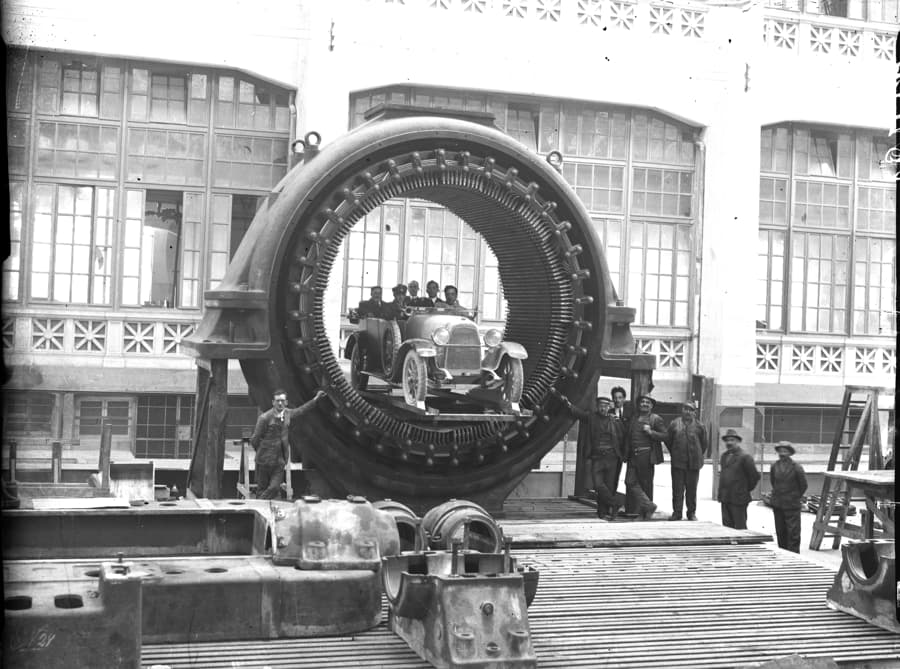 Foto14Stabilimento Elettrotecnico di Cornigliano Statore per alternatore trifase da 22.000 KVA 1920